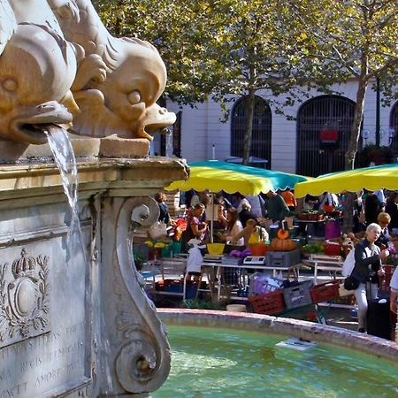 カルカソンヌLes Couleurs Du Monde ! Parking Et Balconアパートメント エクステリア 写真